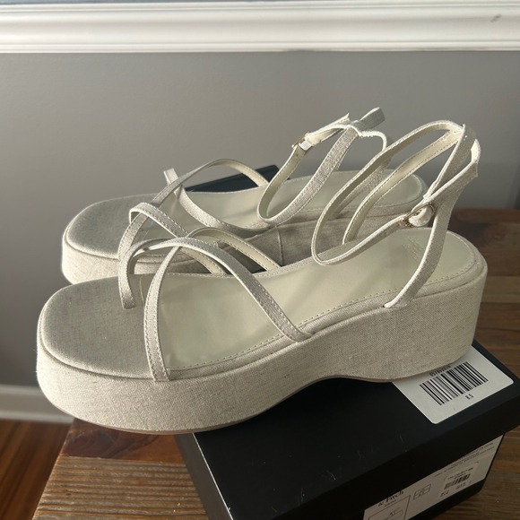 Abercrombie & Fitch Shoes - Abercrombie & Fitch Platform Sandals Ankle Strap Open Toe Beige Size 8.5